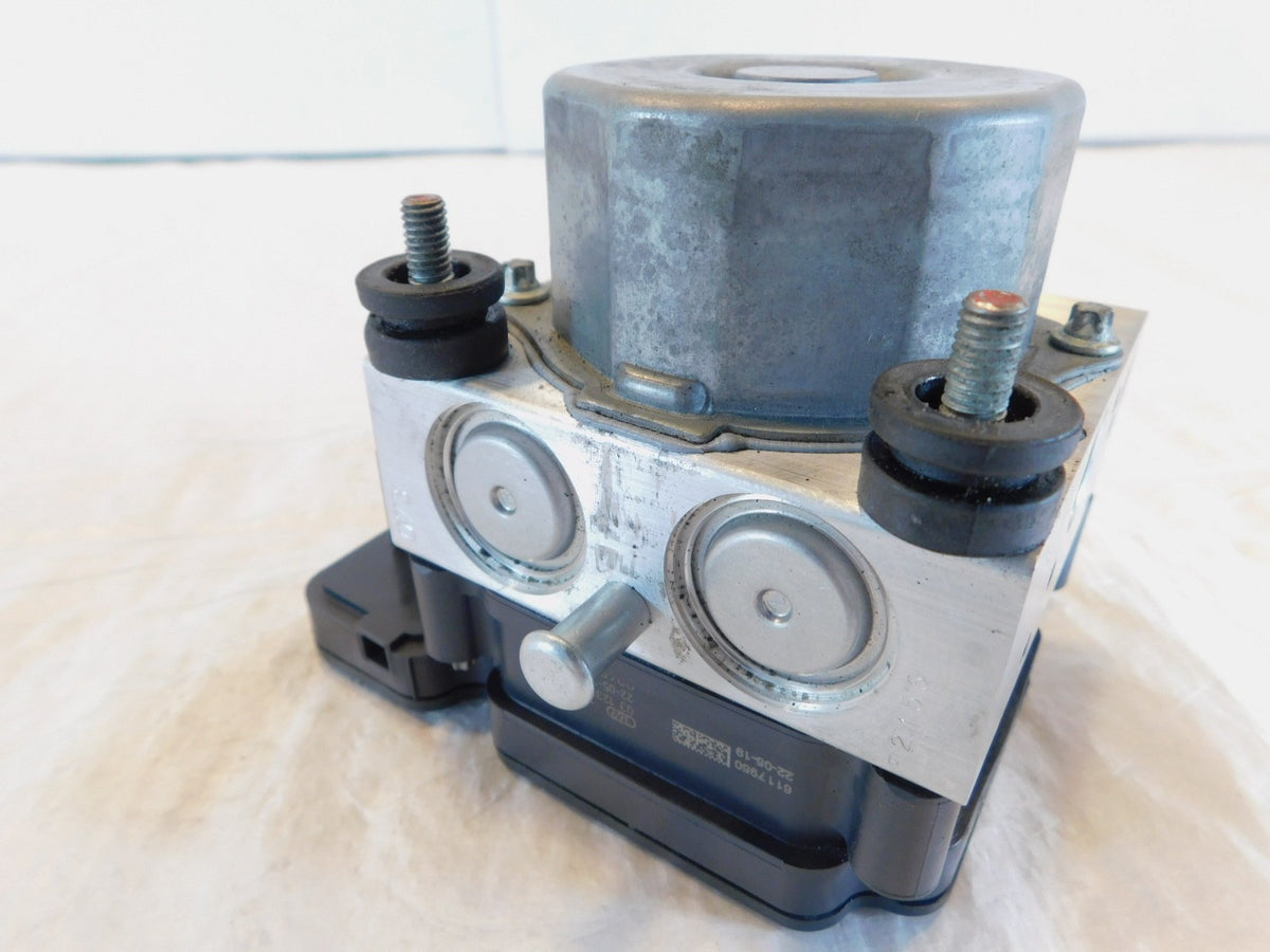 Harley Davidson M8 Electra & Street Glide Brake Pump ABS Control Unit Module - C3 Cycle