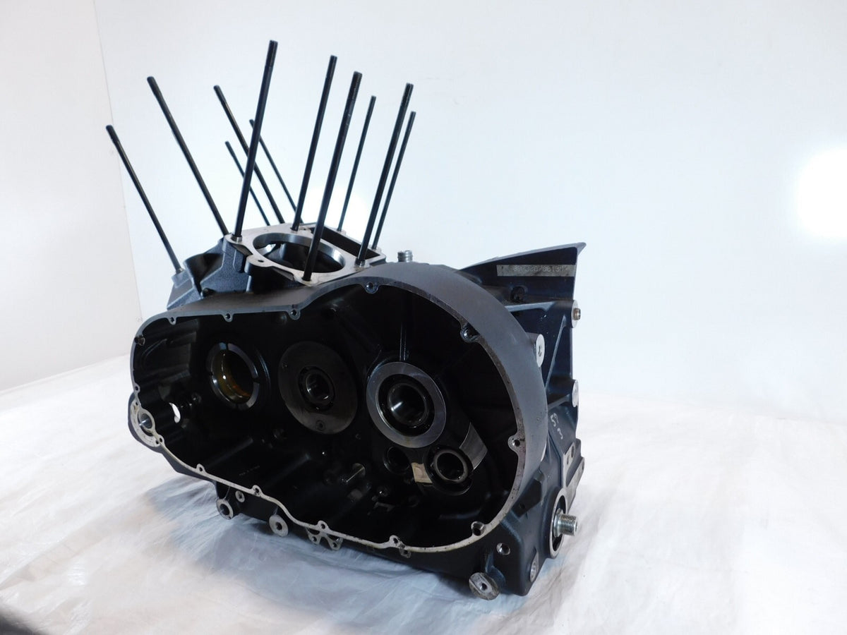 2008-2010 Victory Vegas Vision Hammer Jackpot Engine Motor Crankcase Crank Cases - C3 Cycle