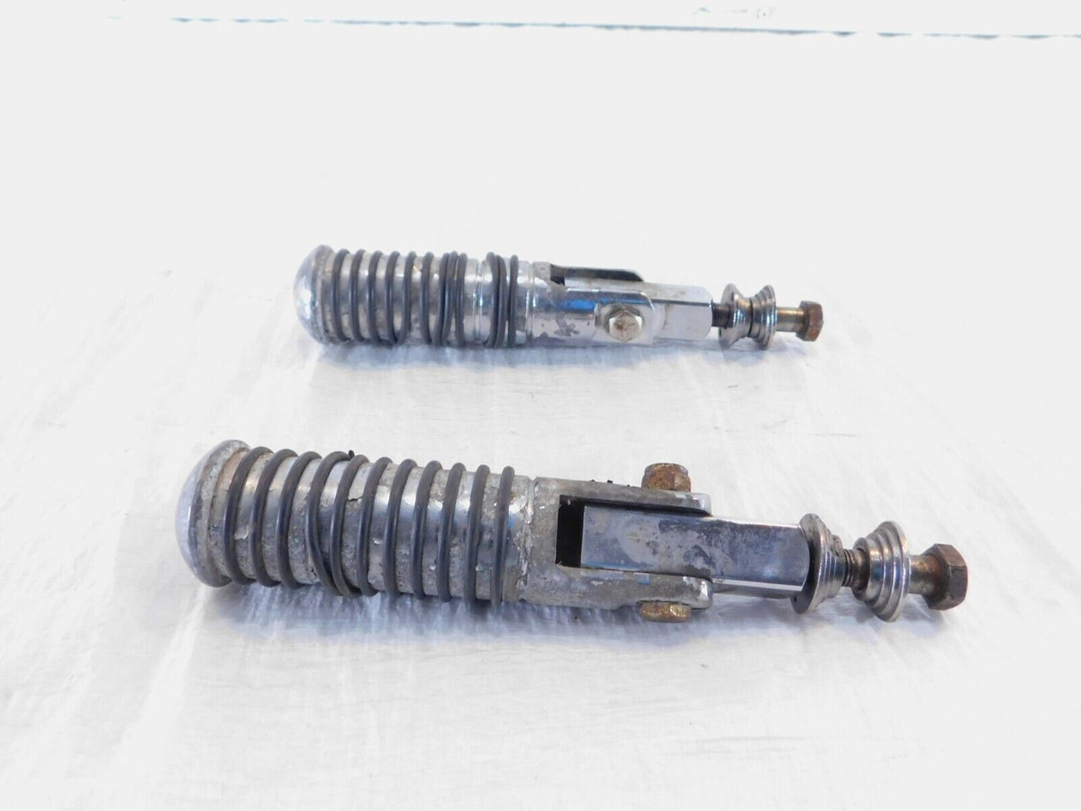 1998-2010 Yamaha V-Star XVS650 Classic Right/Left Foot Footrest Highway Pegs - C3 Cycle