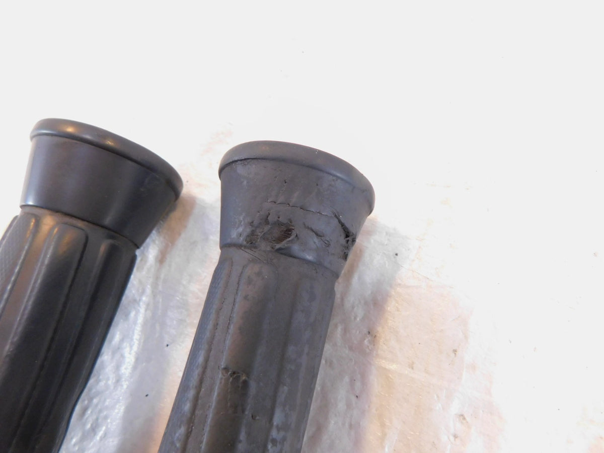 Pair 1982-1983 Yamaha XJ750 Maxim 750 Front Left/Right Handlebar Handle Grips - C3 Cycle