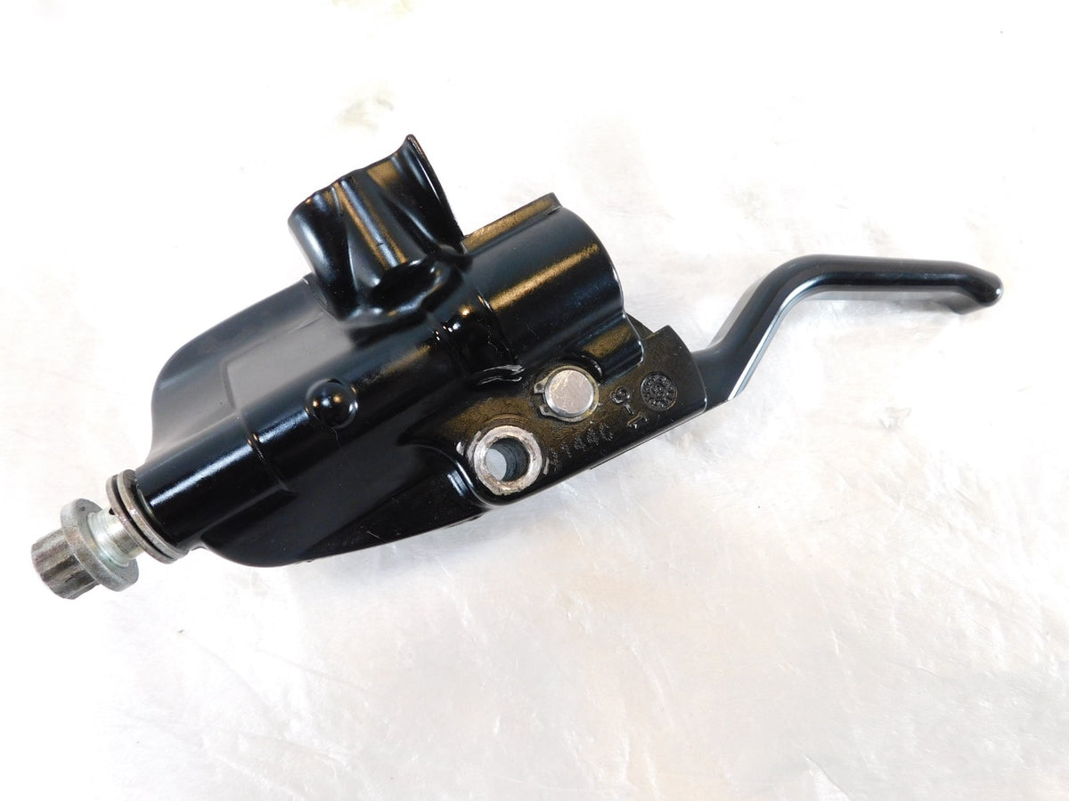 Harley Davidson Sportster Softail Dyna Front Master Cylinder w/ Easy Pull Lever - C3 Cycle
