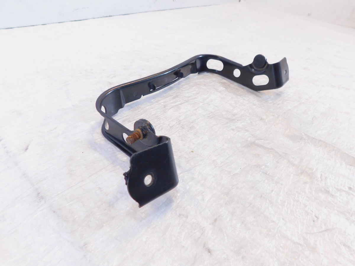 Honda GL1800 Goldwing 1800 Top Gas Fuel Petrol Tank Cover Fairing Mount Bracket - C3 Cycle