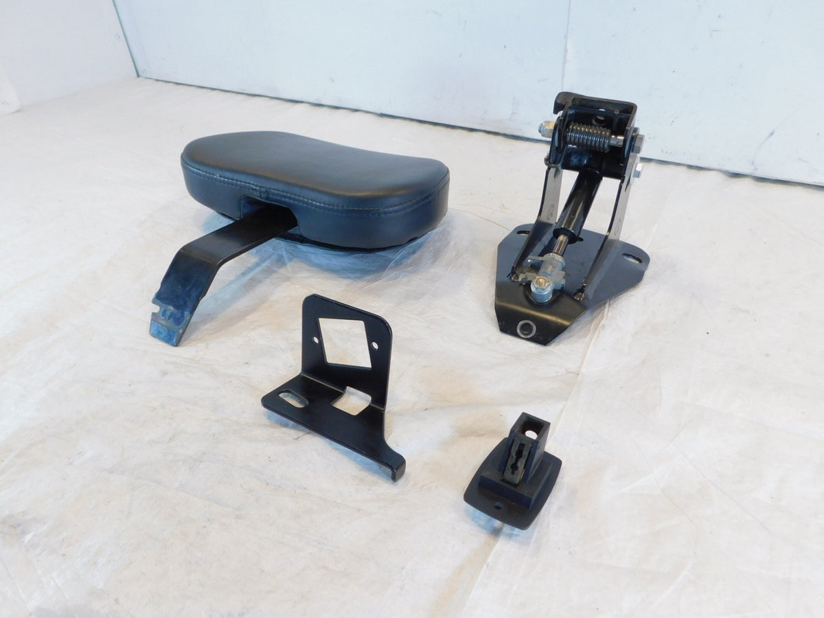 Harley Davidson Road King Electra Glide Rider Front Seat Backrest & Brackets - C3 Cycle