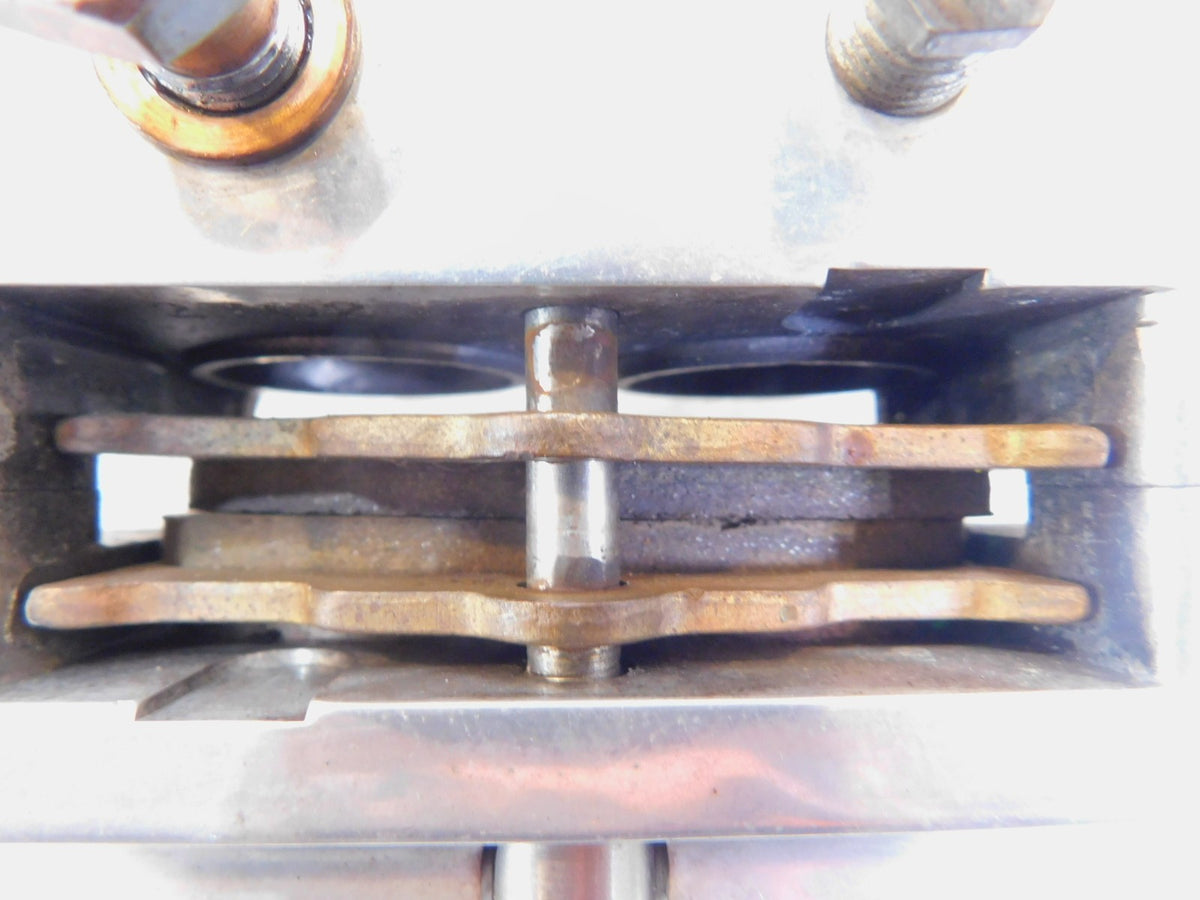 01 2001 02 2002 03 2003 Indian Gilroy Scout & Spirit Front Brake Disc Caliper