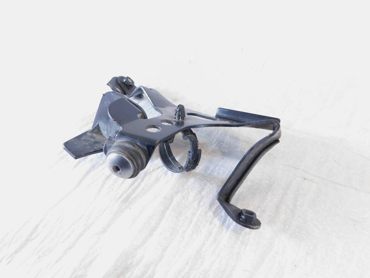 Yamaha Royal Star Tour Deluxe Venture & S XVZ13 Left Lower Cowling Bracket Mount - C3 Cycle