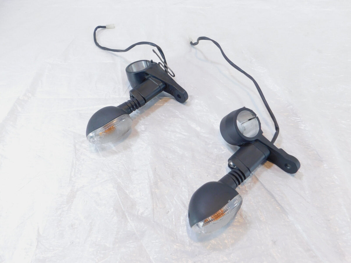 Pair Moto Guzzi Special 750 V7 III & V9 850 Front Turn Signal Indicator Lights - C3 Cycle