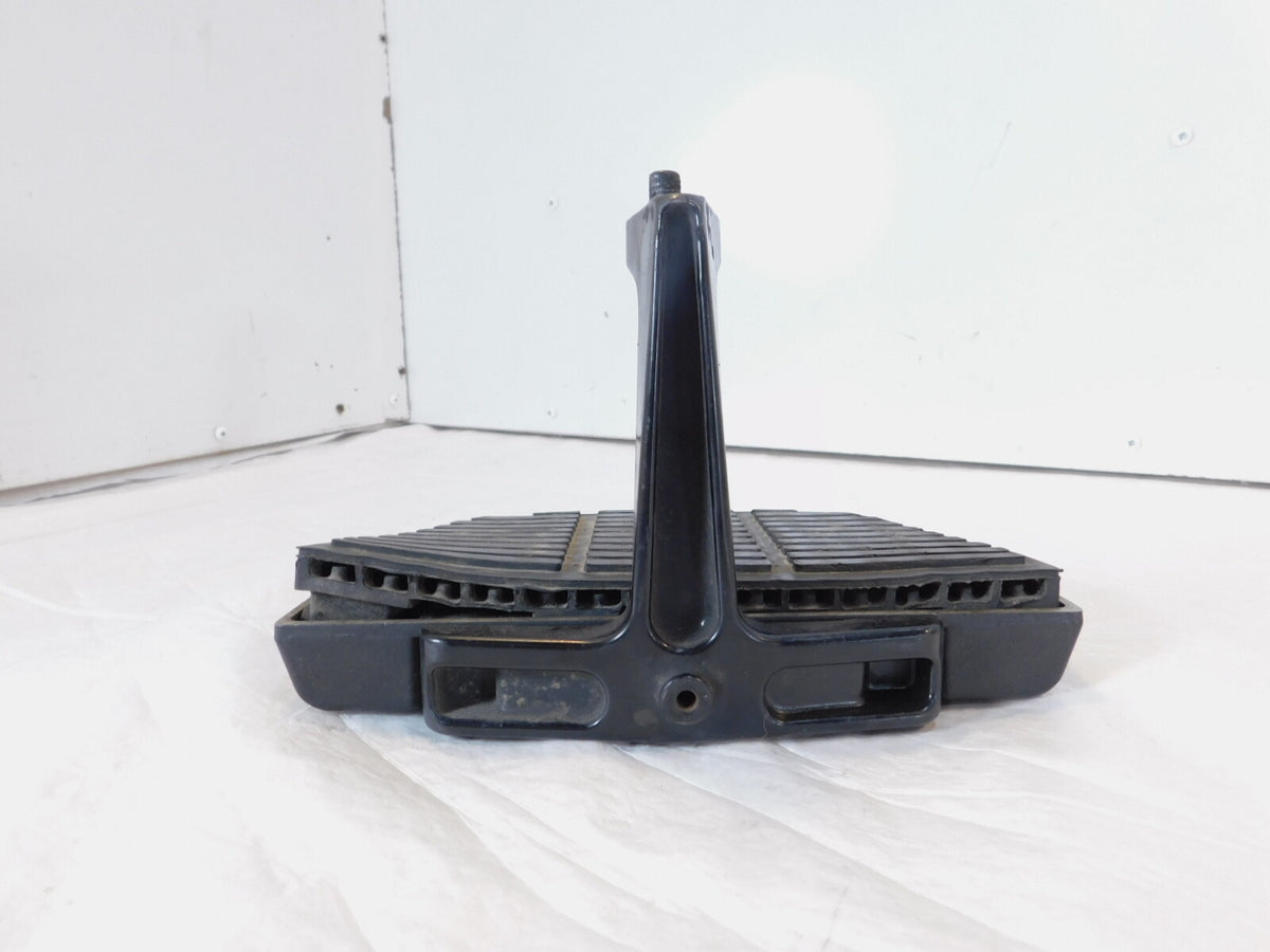 Harley Davidson Road King Electra Glide Left Right Passenger Footrest Footboard - C3 Cycle