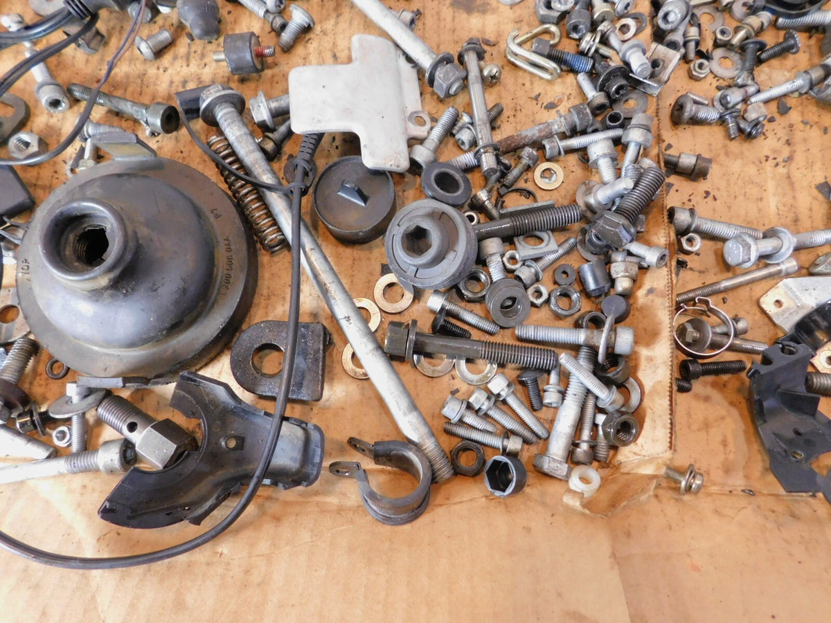 2004 04 BMW R1150 RS R1150RS Misc Hardware Nuts Bolts Brackets Parts Box Lot - C3 Cycle