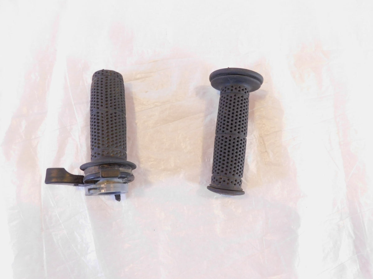 Kawasaki Ninja ZX10R ZX14R 650R Z900 Versys Left/Right Handlebar Throttle Grips - C3 Cycle