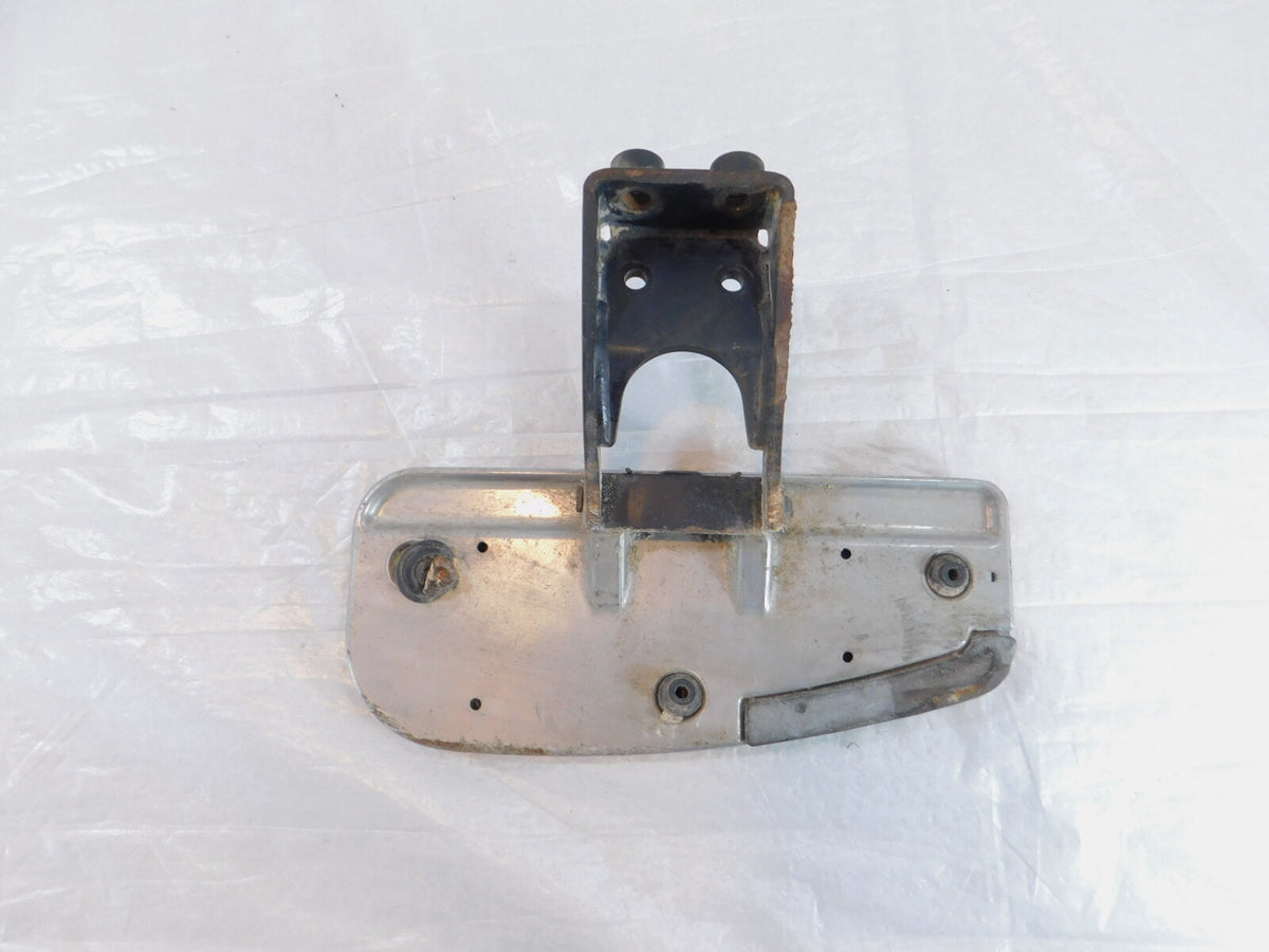2001-2003 Yamaha XV1600 Road Star 1600 Front Right Foot Board Footrest & Mount - C3 Cycle