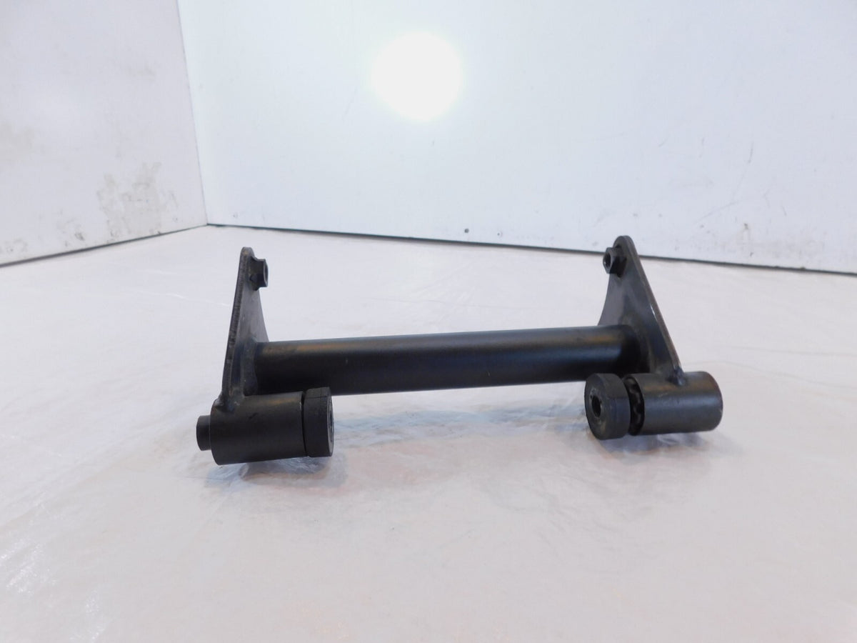 Kawasaki Vulcan 900 VN900 Classic LT Custom Motor Engine Mount Bracket Holder