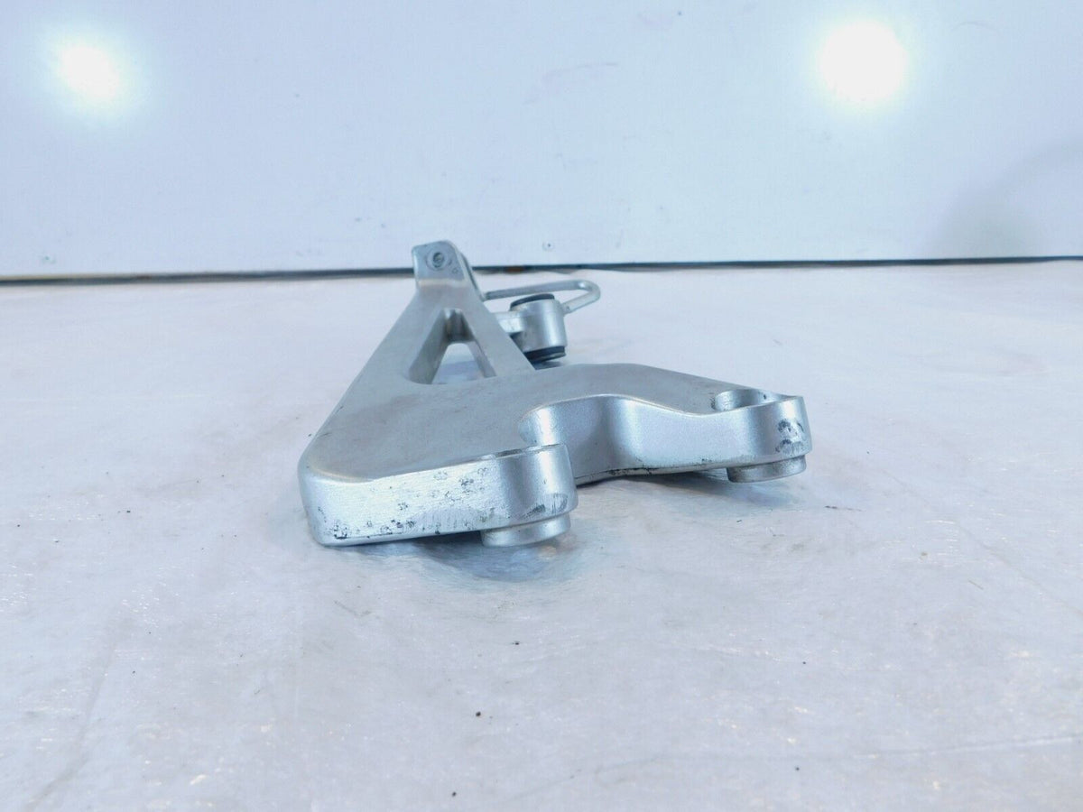 1998-01 Honda VFR800 Interceptor 800 Rear Right Footrest Foot Peg Mount Bracket - C3 Cycle