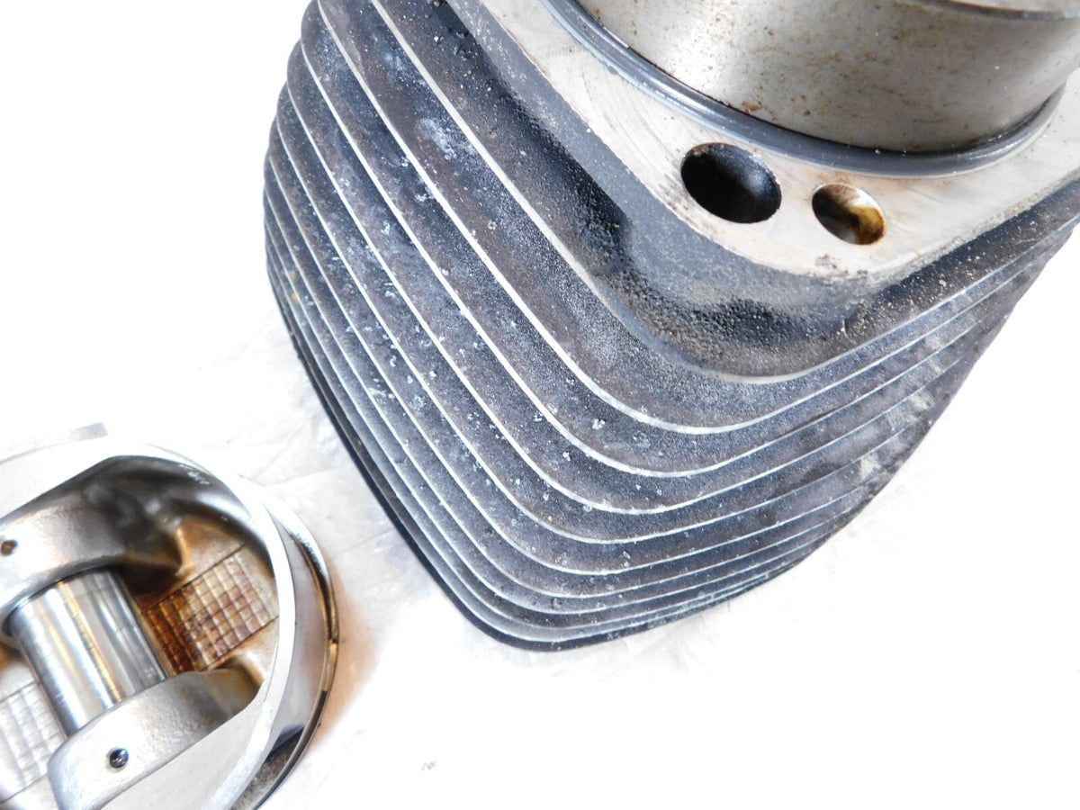 Harley Davidson Touring Dyna & Softail Twin Cam 88 Motor Piston & Black Cylinder - C3 Cycle
