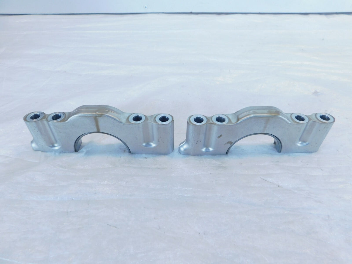 BMW F650GS F700GS F800GS Engine Motor Crankcase Crankshaft Holder Clamp Caps - C3 Cycle