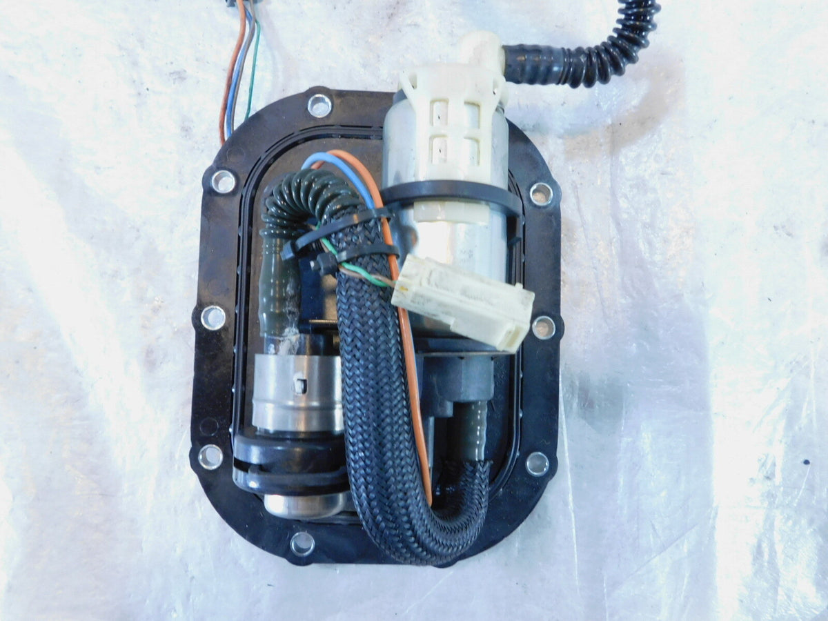 Victory Cross Roads Cross Country Magnum Fuel Gas Petrol Tank Pump Sending Unit - C3 Cycle