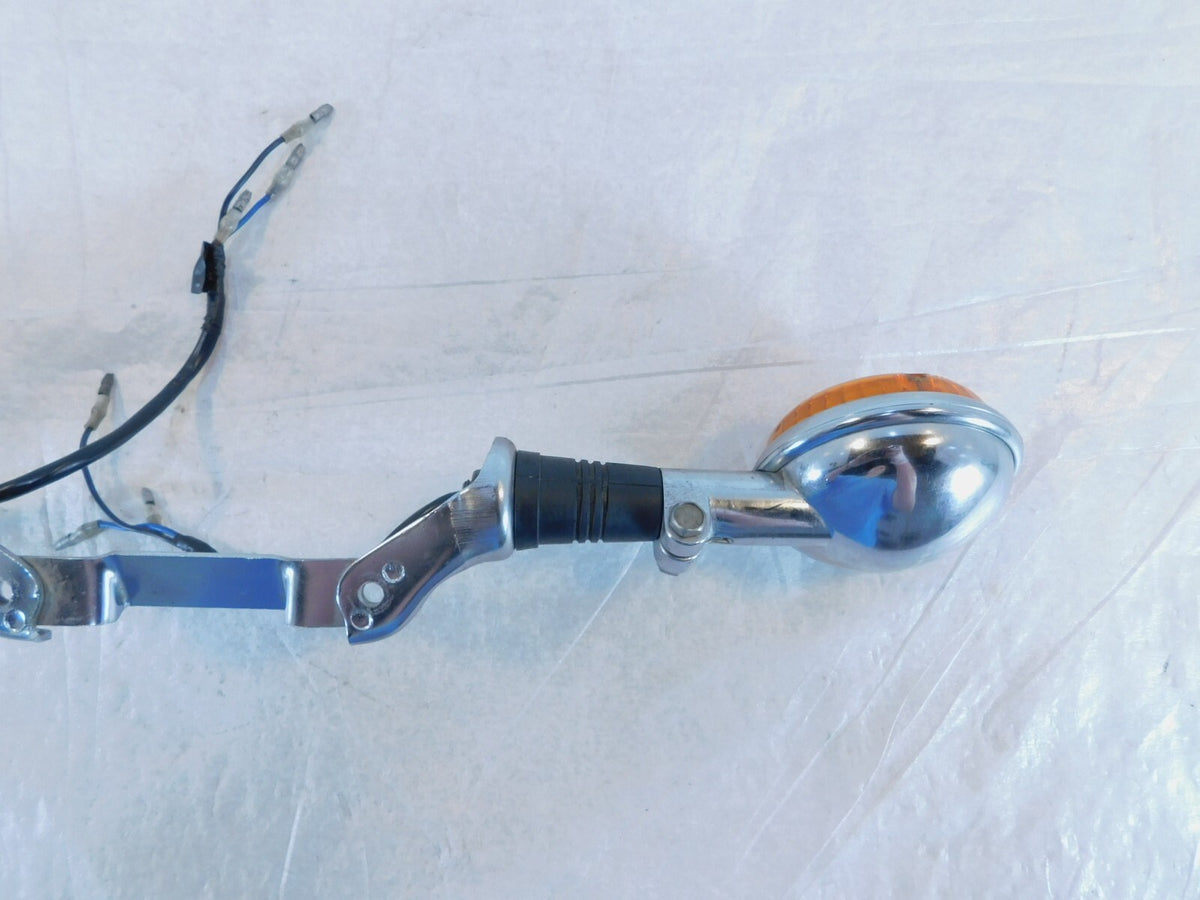 Yamaha Virago 700 750 1100 XV750 Front Turn Signal Indicators w/ Mount Bracket - C3 Cycle