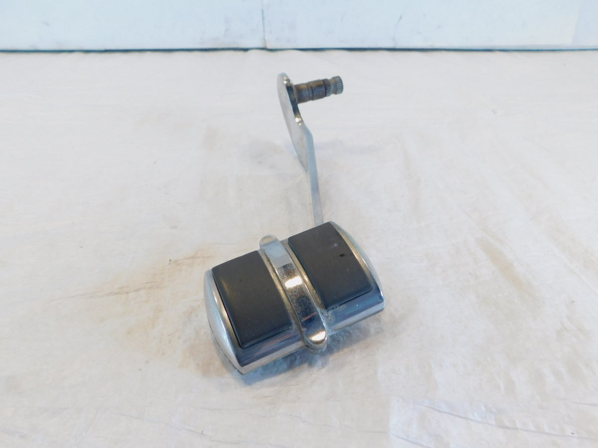 2002-2007 Kawasaki Vulcan 1500 1600 Mean Streak OEM Right Foot Brake Pedal Lever - C3 Cycle