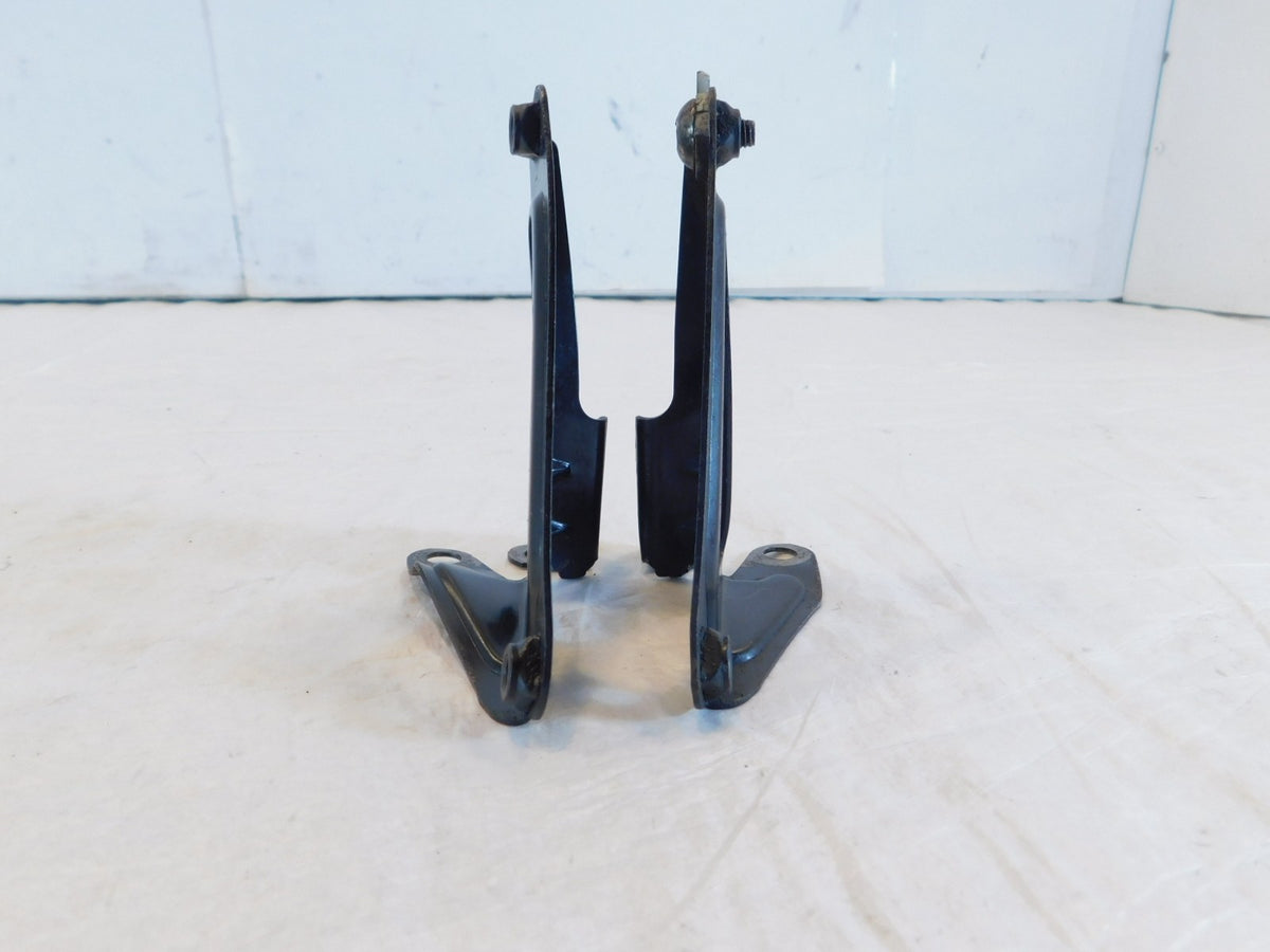 2001 01 Honda GL1800 Goldwing 1800 Miscellaneous Brackets Hardware Parts Box Lot - C3 Cycle