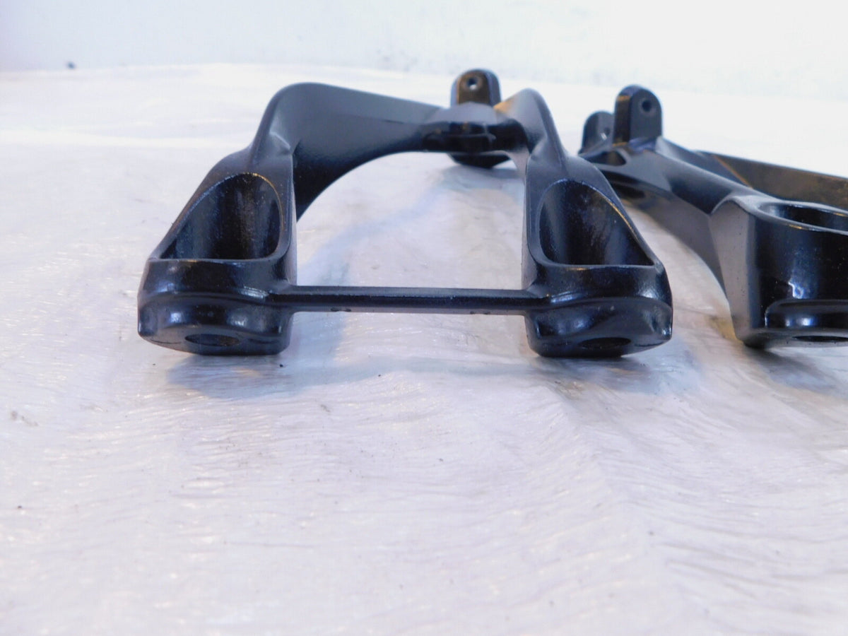 05-08 Kawasaki Ninja ZX6R ZX6RR Rear Passenger Footrest Foot Peg Bracket Mounts - C3 Cycle