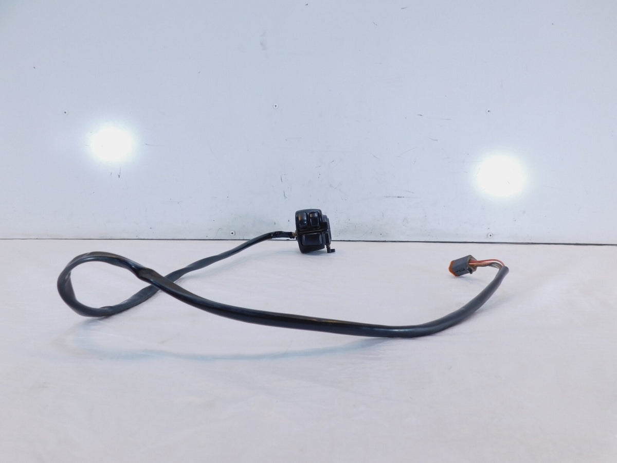 Harley Softail Dyna & Sportster Right Handlebar Engine Start Stop Switch Buttons