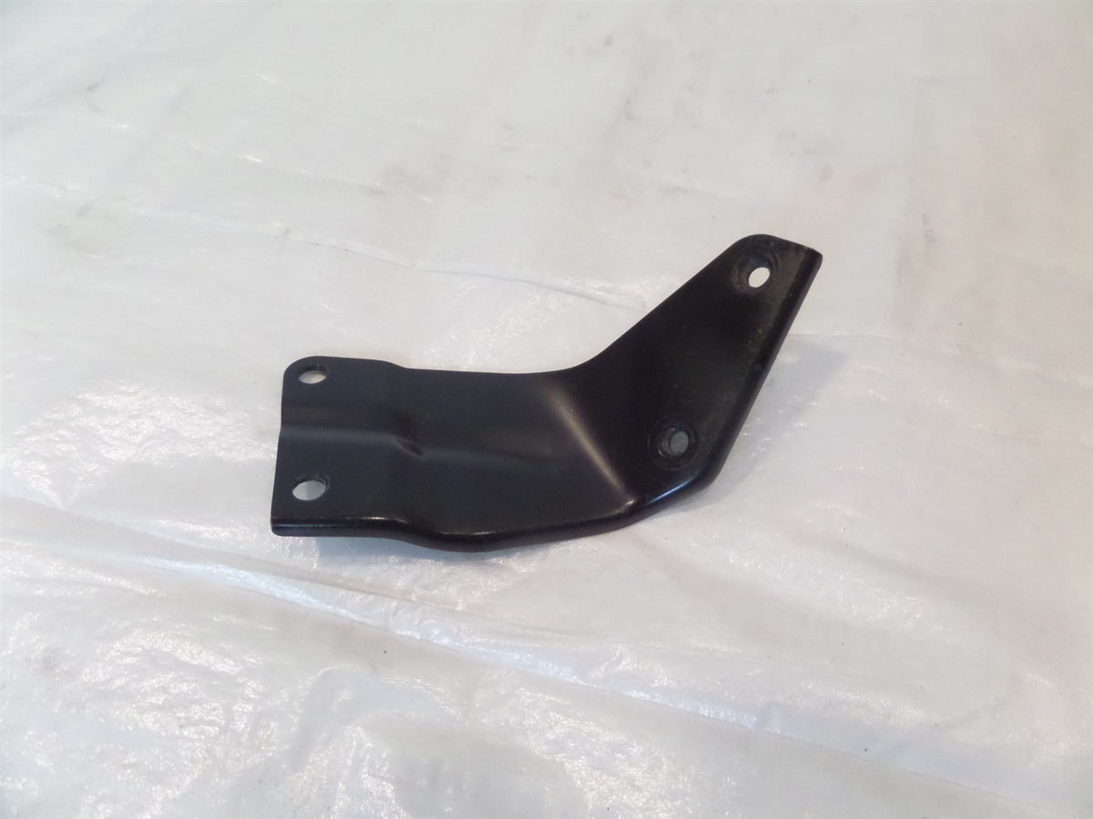 2005 Yamaha YZF-R1 YZFR1 R1 Fairing Cowling Cowl Stay Bracket Piece - C3 Cycle