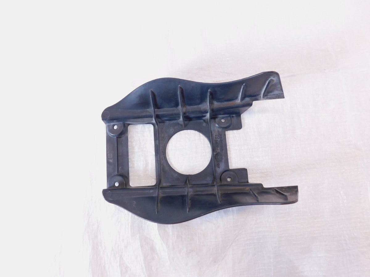 08-17 Victory Vision Tour & Premium Fuel Gas Petrol Tank Console Bridge Closure