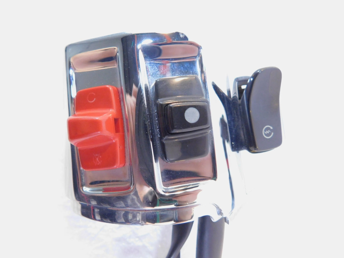 2014-2025 Vespa Primavera & Sprint 50 Chrome Right Handlebar Turn Signal Switch - C3 Cycle