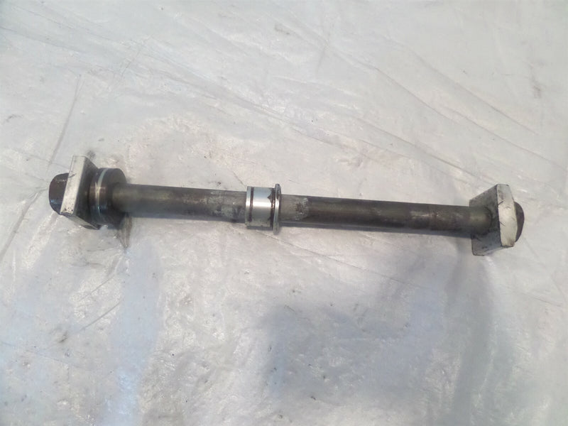 Triumph Daytona 955i & Tiger 1050 SE & Speed Four Rear Wheel Axle Bolt Shaft