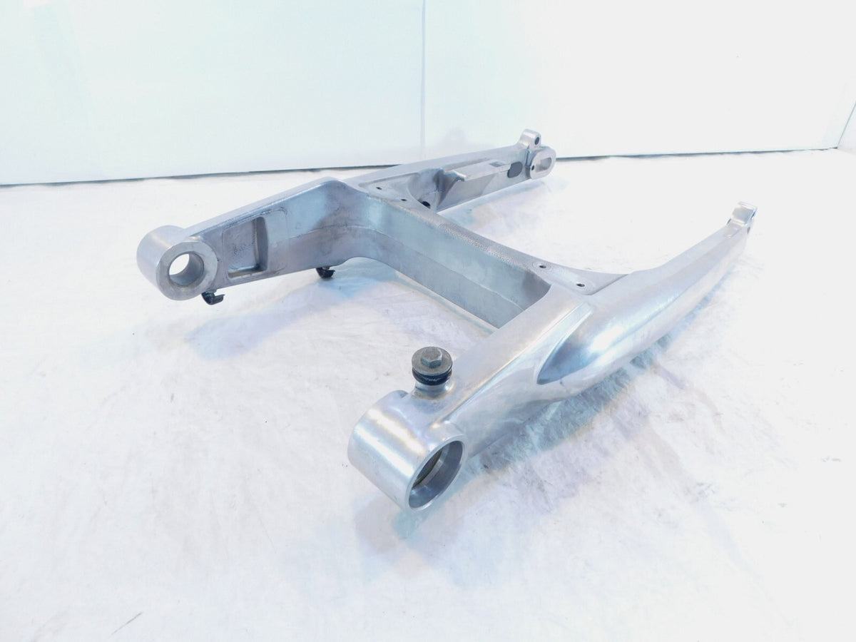 2002 2003 2004 Harley Davidson V-Rod VRSC Vrod Rear Wheel Fork Swingarm Bracket