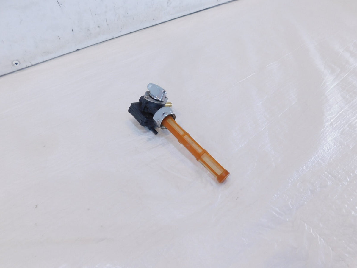 Harley Davidson Dyna & Softail Carbureted Fuel Gas Tank Petcock Valve Tap
