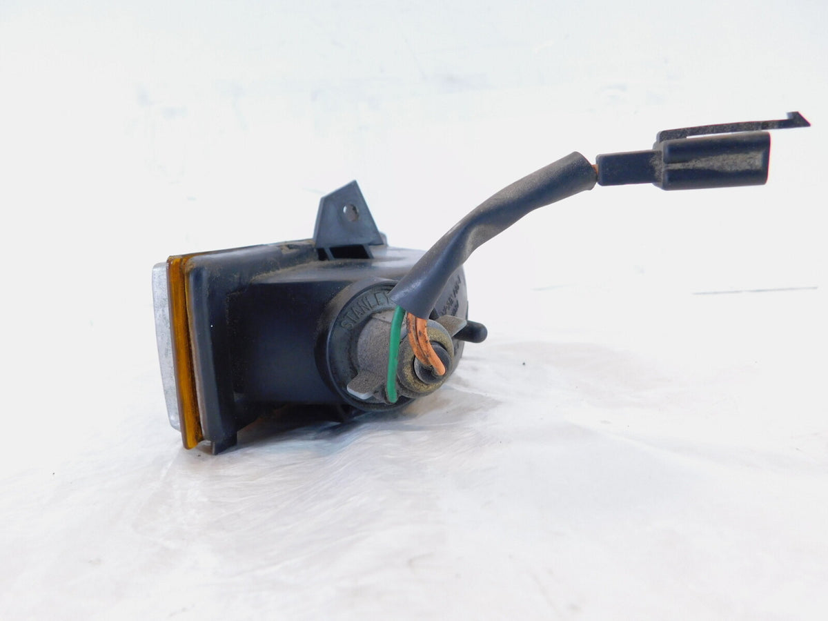 1988-1993 Honda Goldwing GL1500 GL1500A Front Left Turn Signal Flasher Indicator