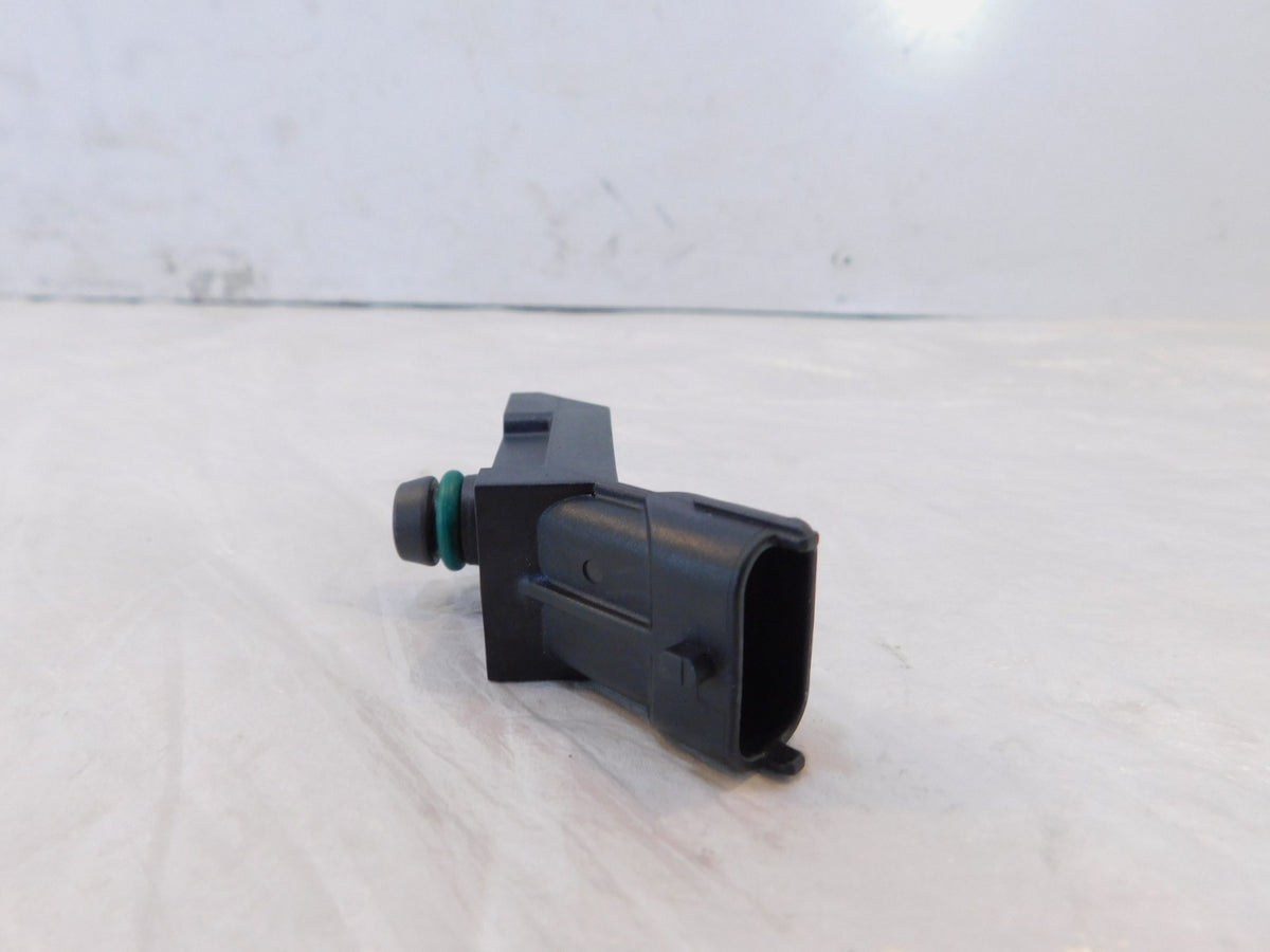 2008-2010 Buell 1125 1125R 1125CR & EBR 1190 Engine Air Pressure Sensor - Bosch - C3 Cycle