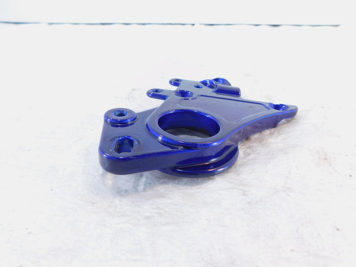 1999 Buell X1 Lightning Blue Rear Right Footpeg Footrest Side Plate Bracket