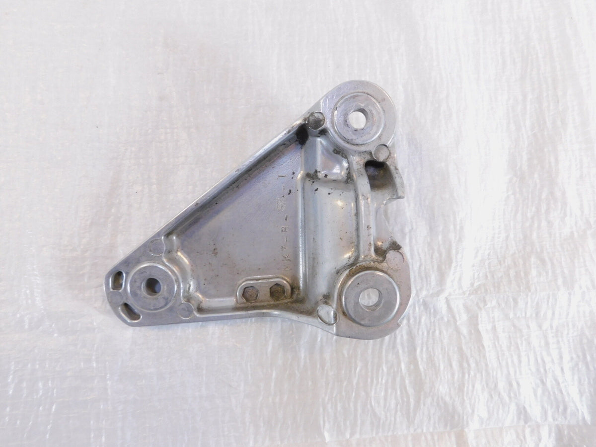 86-87 Honda VT700 VT700C Shadow 700 Rear Right Passenger Foot Peg Footrest Mount - C3 Cycle