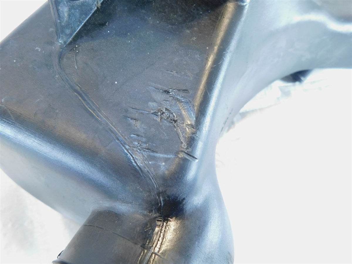 Kawasaki Ninja ZX-6 ZX600 ZX600-E & ZZR600 Right Air Intake Duct Pipe Tube