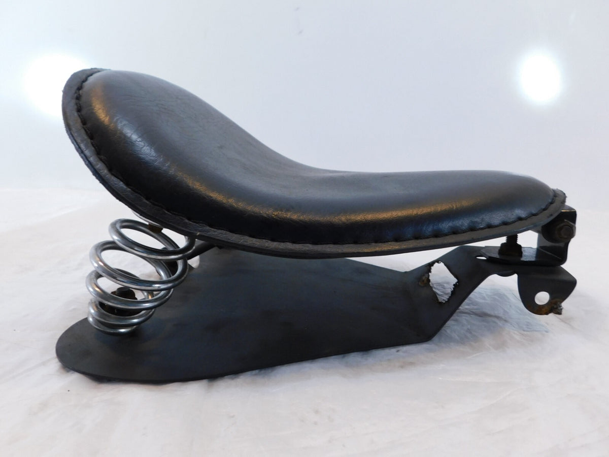 Harley Davidson Sportster 883 Deluxe Hugger Solo Bobber Driver Seat Saddle - C3 Cycle