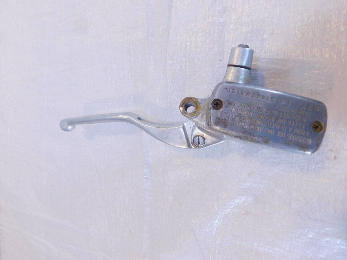 2005-2008 Honda VTX VTX1800C VTX1800F Front Right Brake Master Cylinder w/ Lever - C3 Cycle