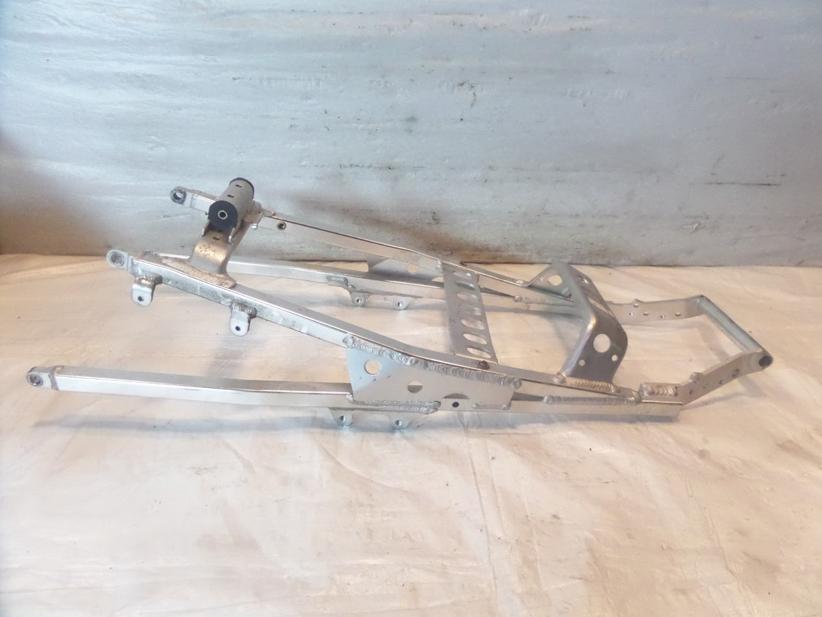1999-2002 Yamaha YZFR6 R6 Rear Back Tail Pillion Seat Subframe 5EB-21190-01-00 - C3 Cycle