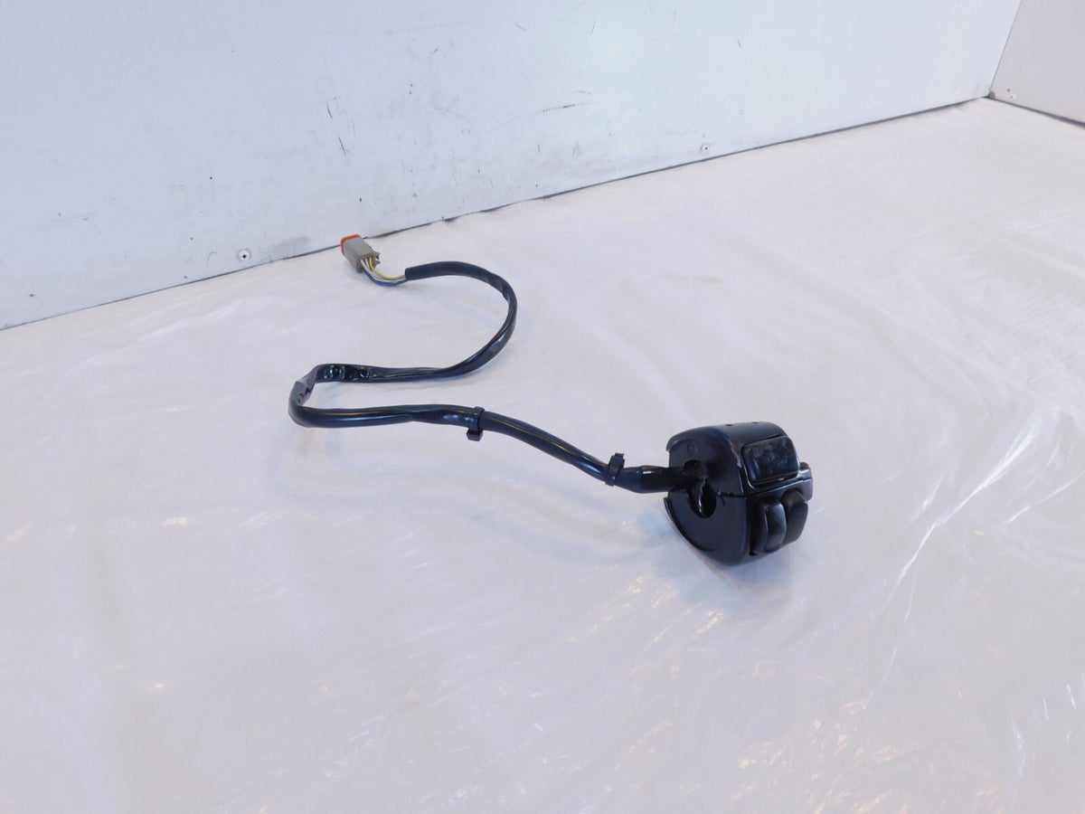 Harley Davidson Softail Dyna Sportster Left Handlebar Horn Turn Signal Switches - C3 Cycle