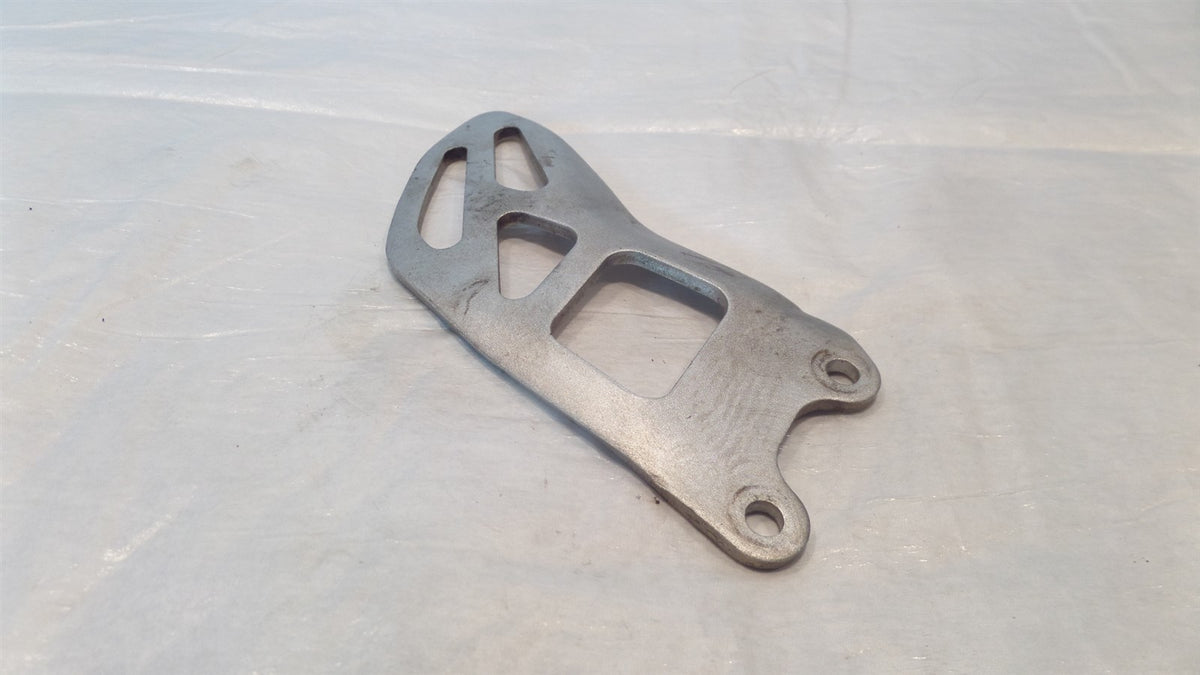 Suzuki GSX-R600 GSX-R750 GSX-R1000 Front Left Footrest Foot Peg Guard Bracket - C3 Cycle