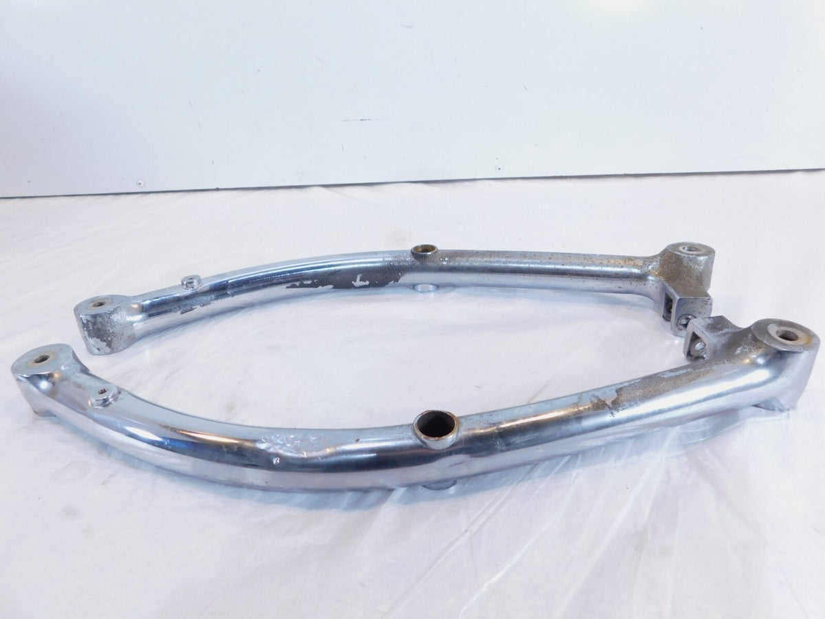 Suzuki Intruder 1400 VS1400 Boulevard S83 Left/Right Chrome Handle Frame Grips