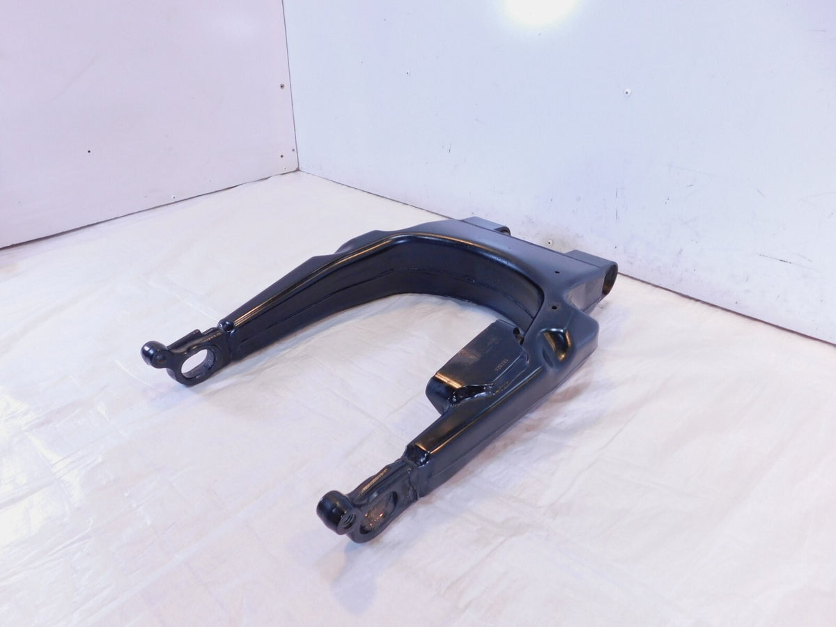 Harley Davidson Road Street & Electra Glide Rear Wheel Fork Arm Swingarm Bracket