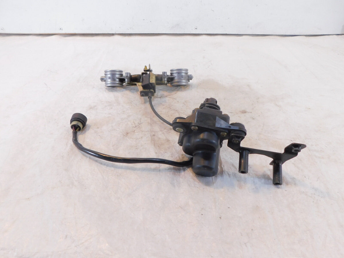 1985-2007 Yamaha V-Max VMX12 VMX1200 Air Intake Manifold Valves & Cable Pulley - C3 Cycle