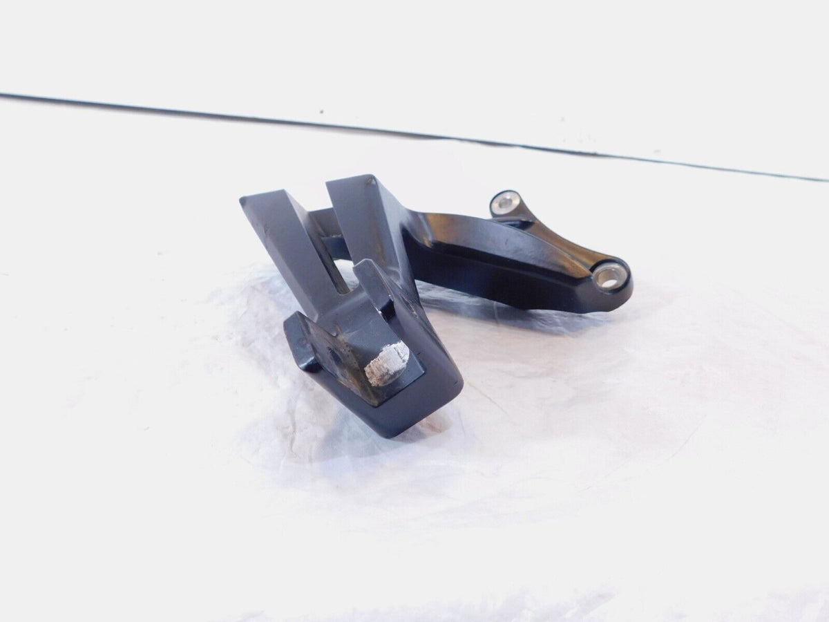 2013-2017 13-17 Victory Judge Rear Left Passenger Footpeg Footrest Mount Bracket - C3 Cycle