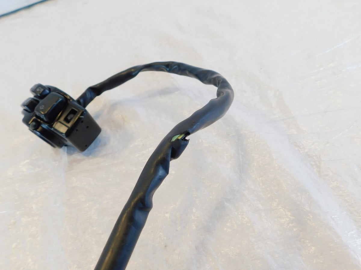 Harley Davidson Softail Dyna Sportster Left Handlebar Horn Turn Signal Switches - C3 Cycle