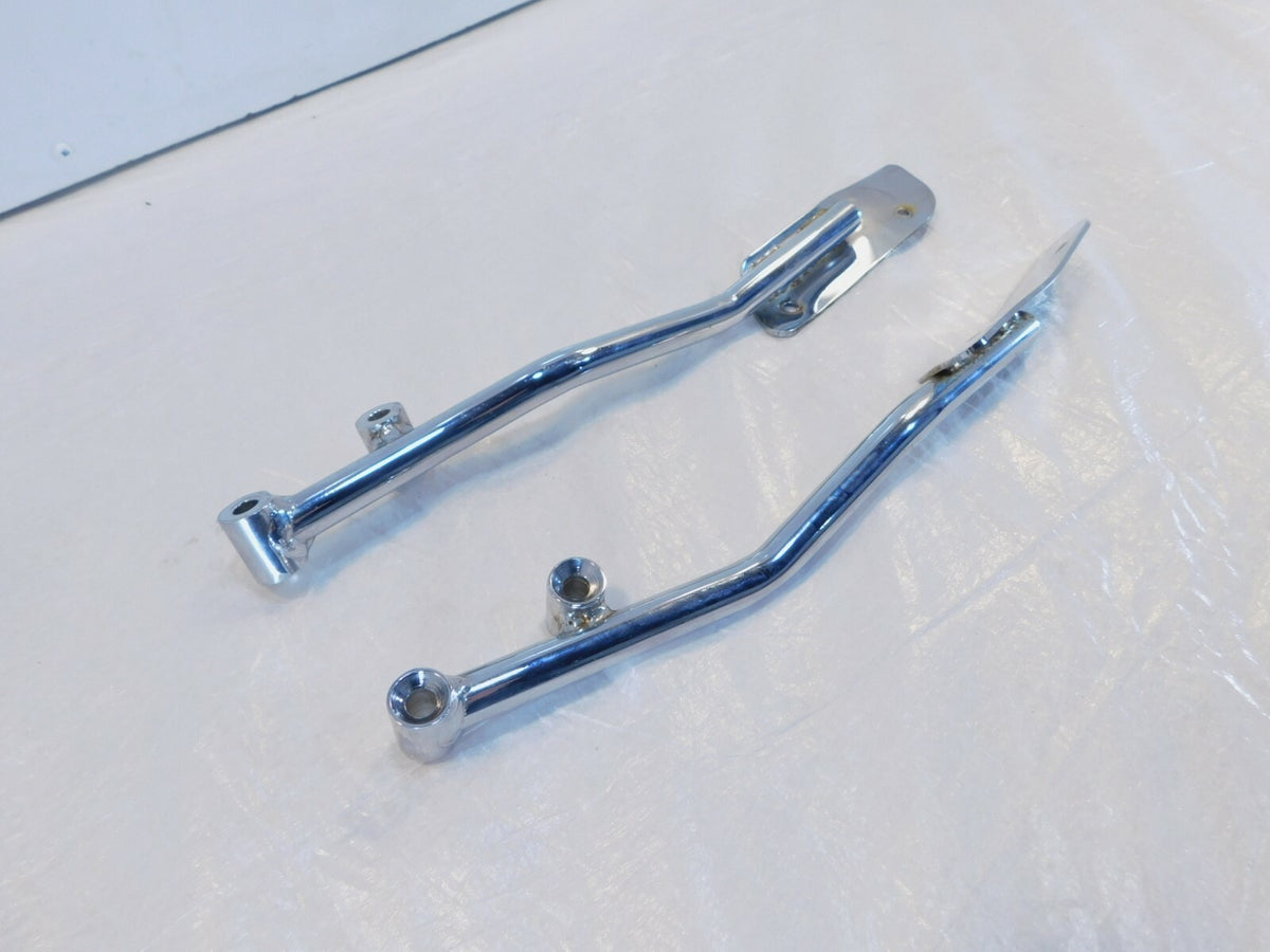 2003 03 Victory V92 Classic Cruiser Lower Windshield Windscreen Deflector Arms - C3 Cycle