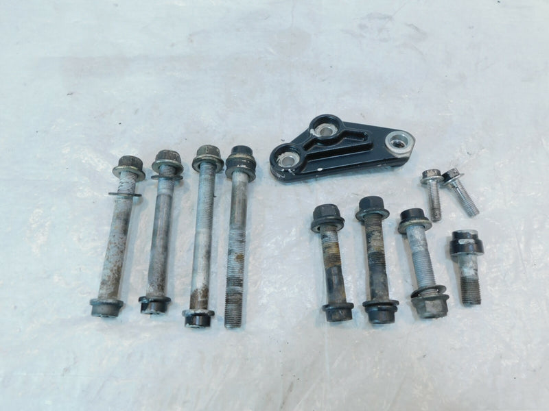 Triumph Daytona 955 955i & Speed Triple 1050 Cylinder Head Engine Motor Mount