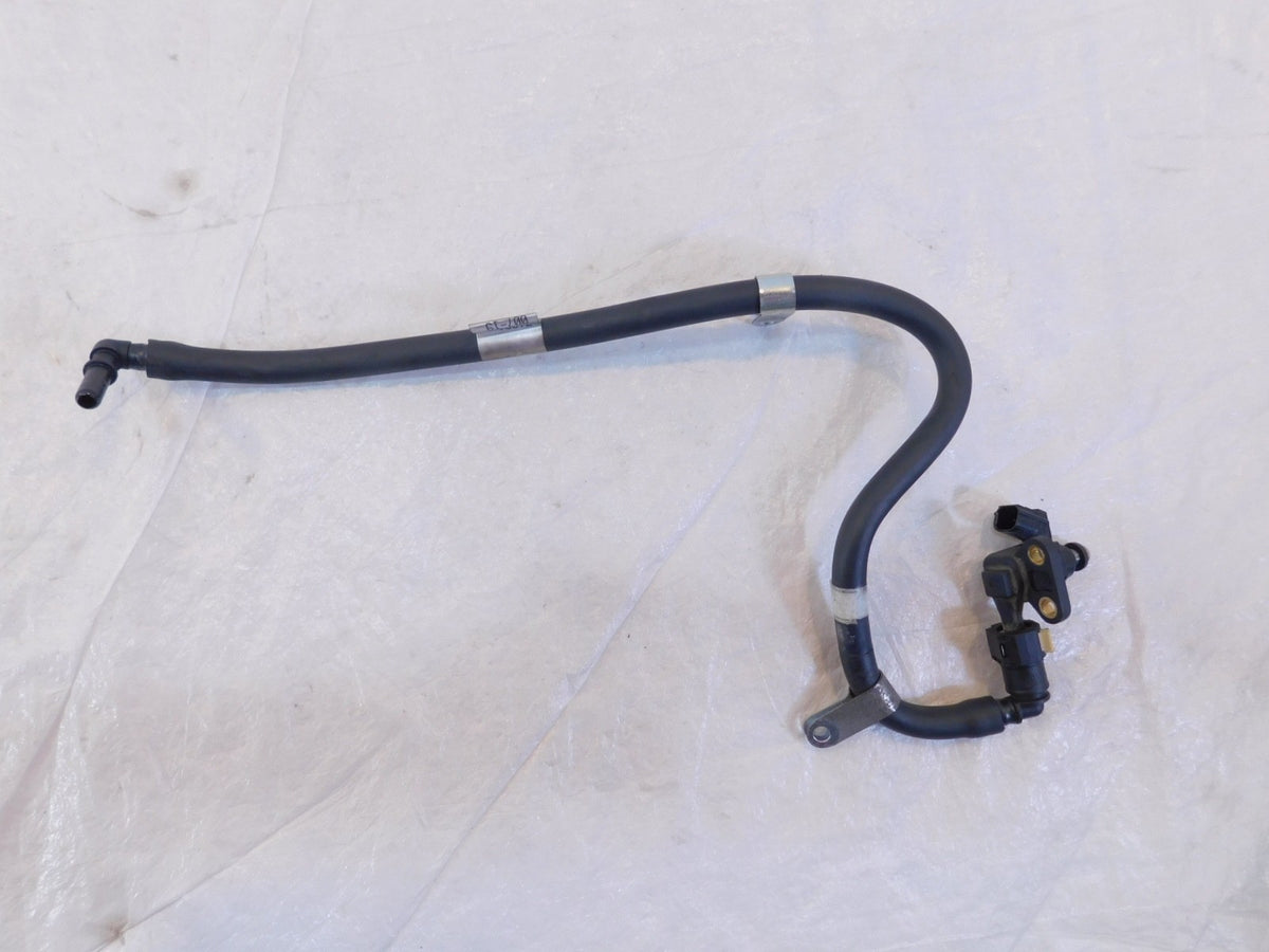 Vespa Primavera Sprint 50 125 150 LX S  946 Throttle Body Fuel Injector w/ Mount - C3 Cycle