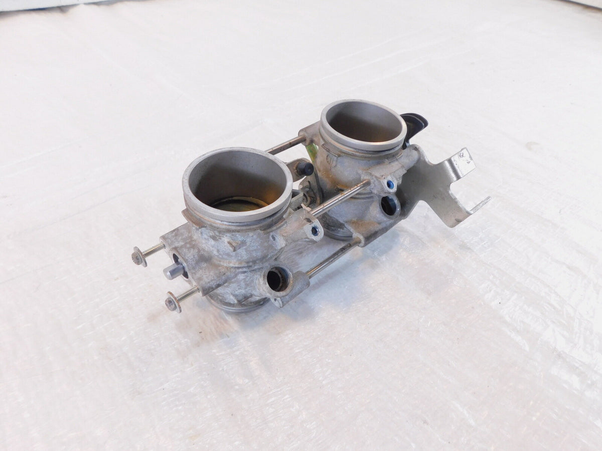 2006-2014 BMW F800R F800 R Silver Fuel & Air Intake Throttle Body Housing Rack - C3 Cycle
