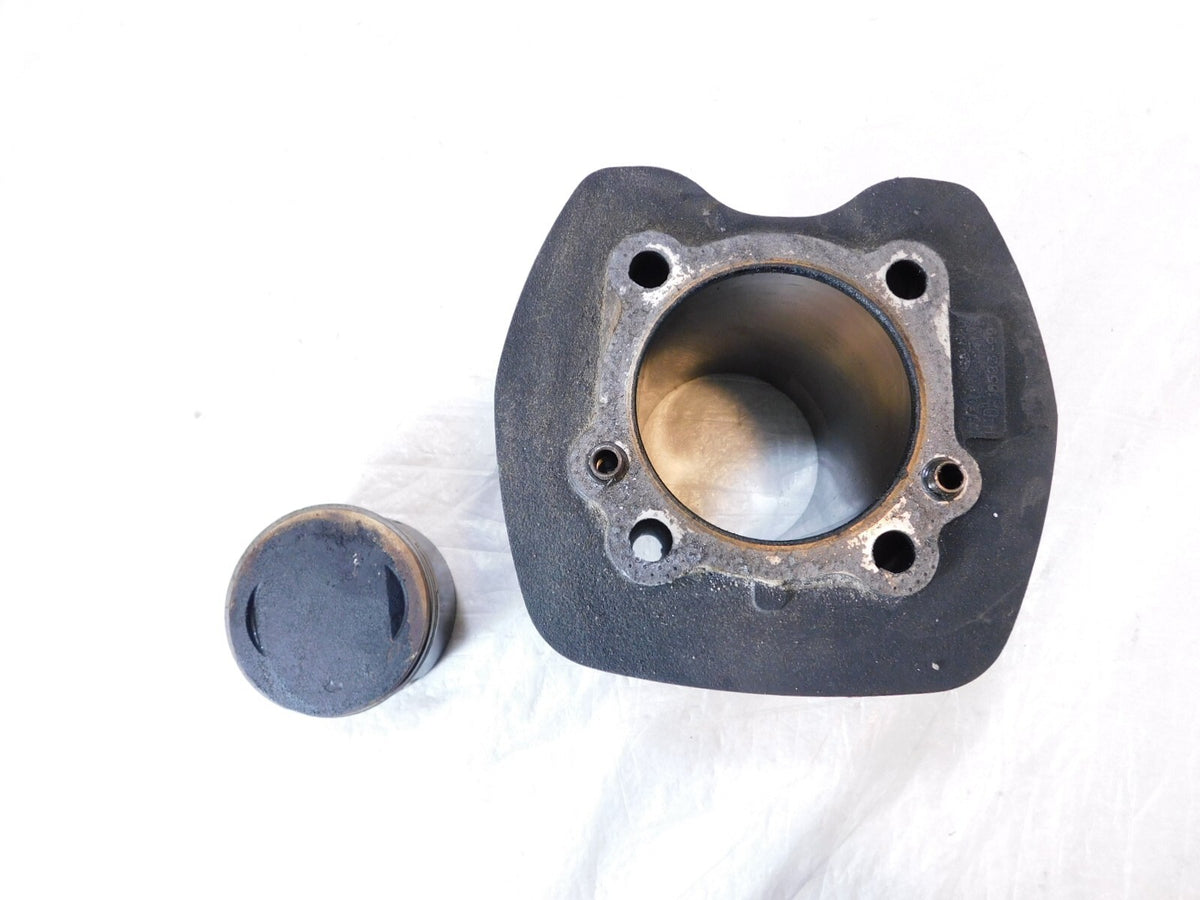 Harley Davidson Touring Dyna & Softail Twin Cam 88 Motor Piston & Black Cylinder - C3 Cycle